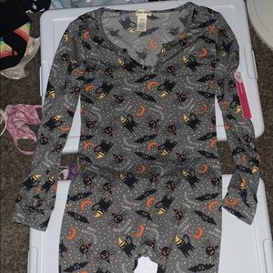 Size small halloween onesie
